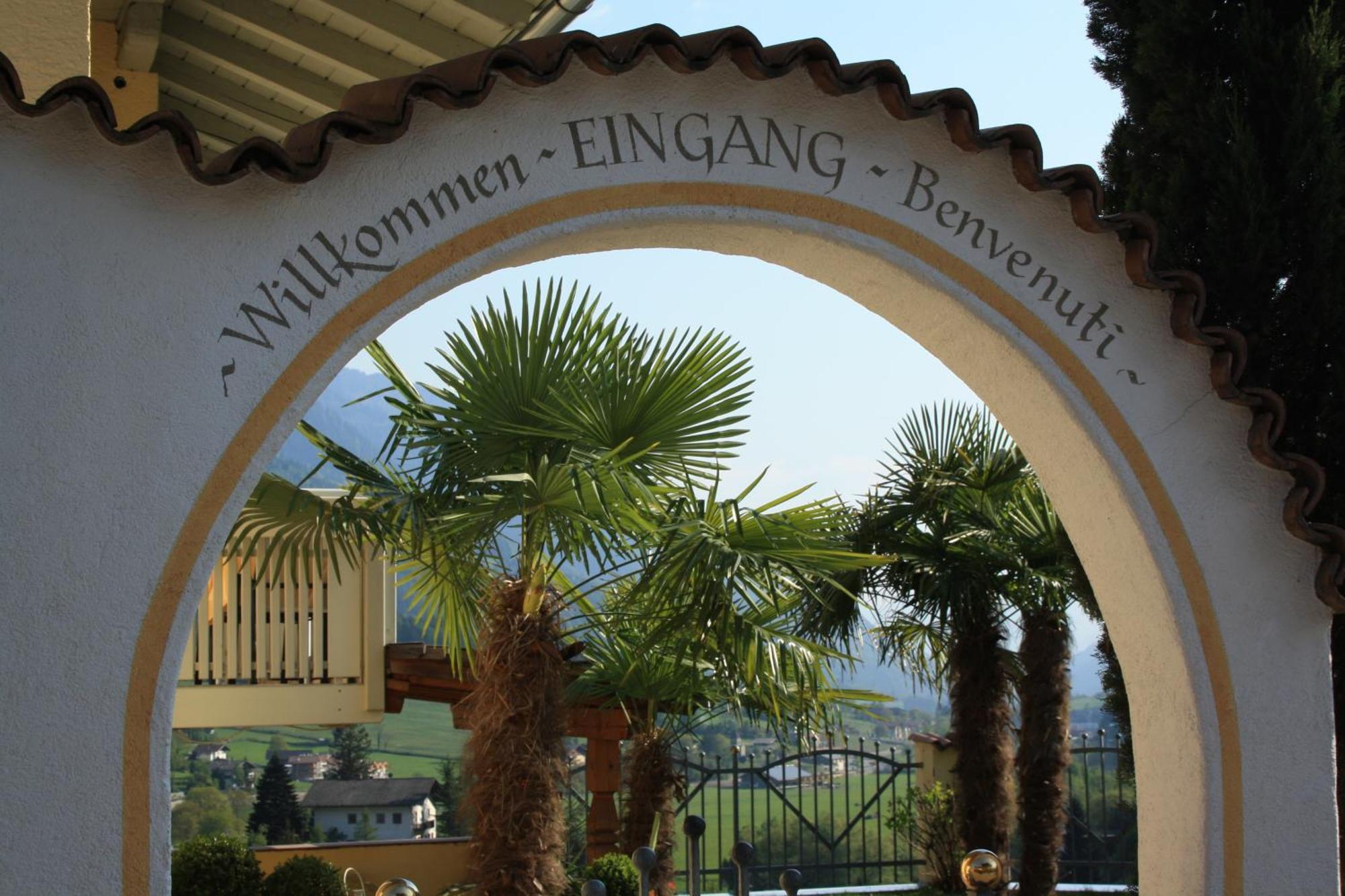Residence Koenigsrainer Σαν Λεονάρντο ιν Πασίρια Εξωτερικό φωτογραφία